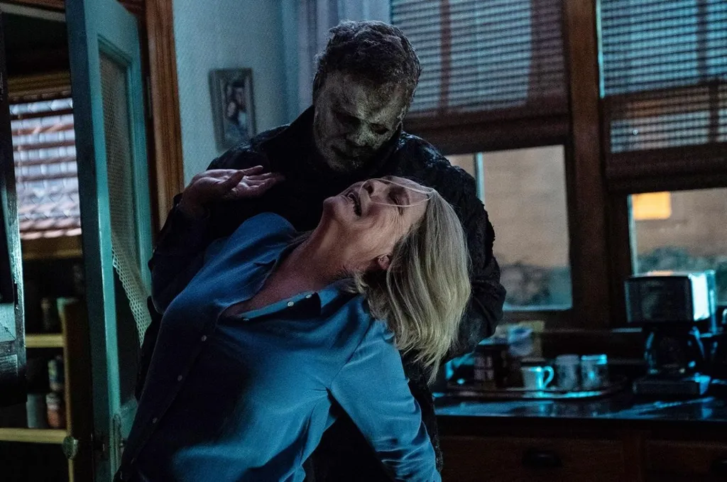Synopsis and Review of "Halloween Ends": The Final Chapter of Michael Myers' Brutality