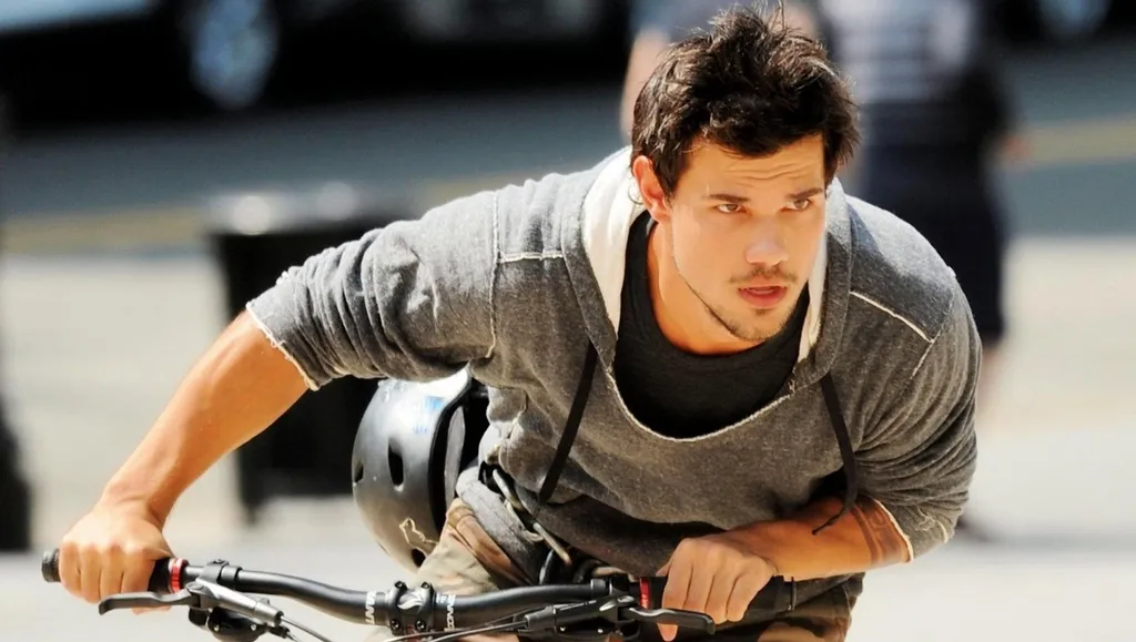 Synopsis of Tracers Movie: A Parkour Action in Criminal World