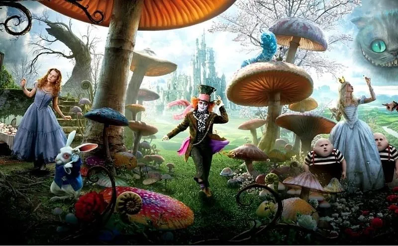Synopsis of Alice in Wonderland: Through the Looking Glass