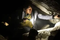 Synopsis and Review of the Movie Tunnel (2016): Surviving a Tunnel Collapse