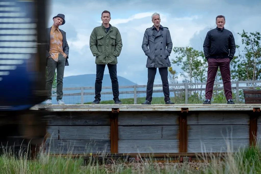 Synopsis T2 Trainspotting: A Reunion of Four Former Friends